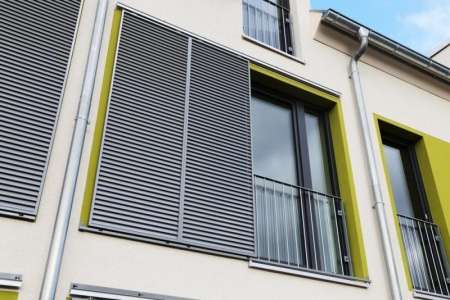 Moustiquaires &agrave; B&eacute;theny, prot&eacute;gez votre maison des insectes